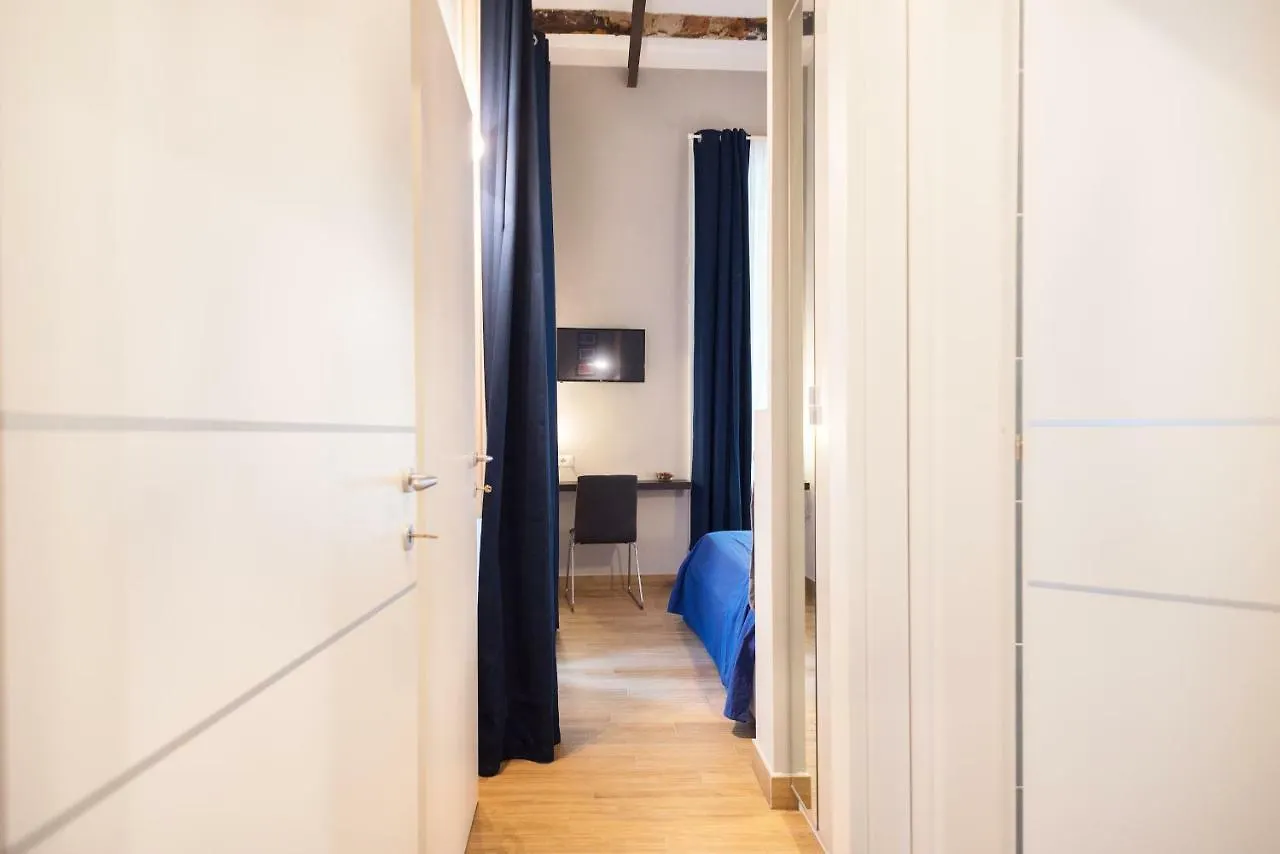 Bed and breakfast Al Borgo Orefici Nápoles Italia